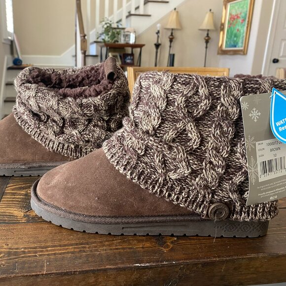 Size 10 Brown Muk Luks Boots - New with Tags - Picture 1 of 2